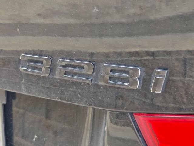 Used 2011 Black BMW 328i image 10