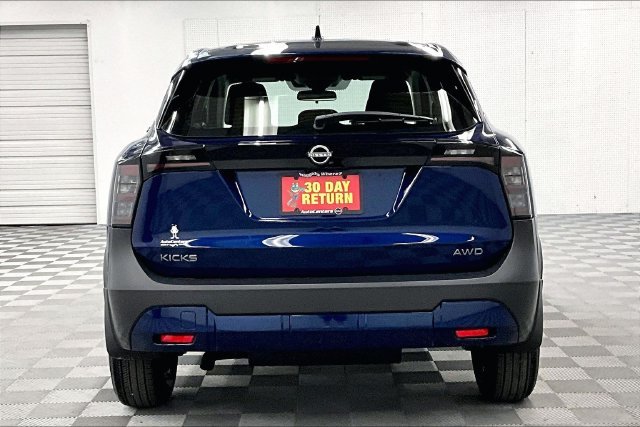 New 2027 Deep Blue Pearl Nissan S image 5