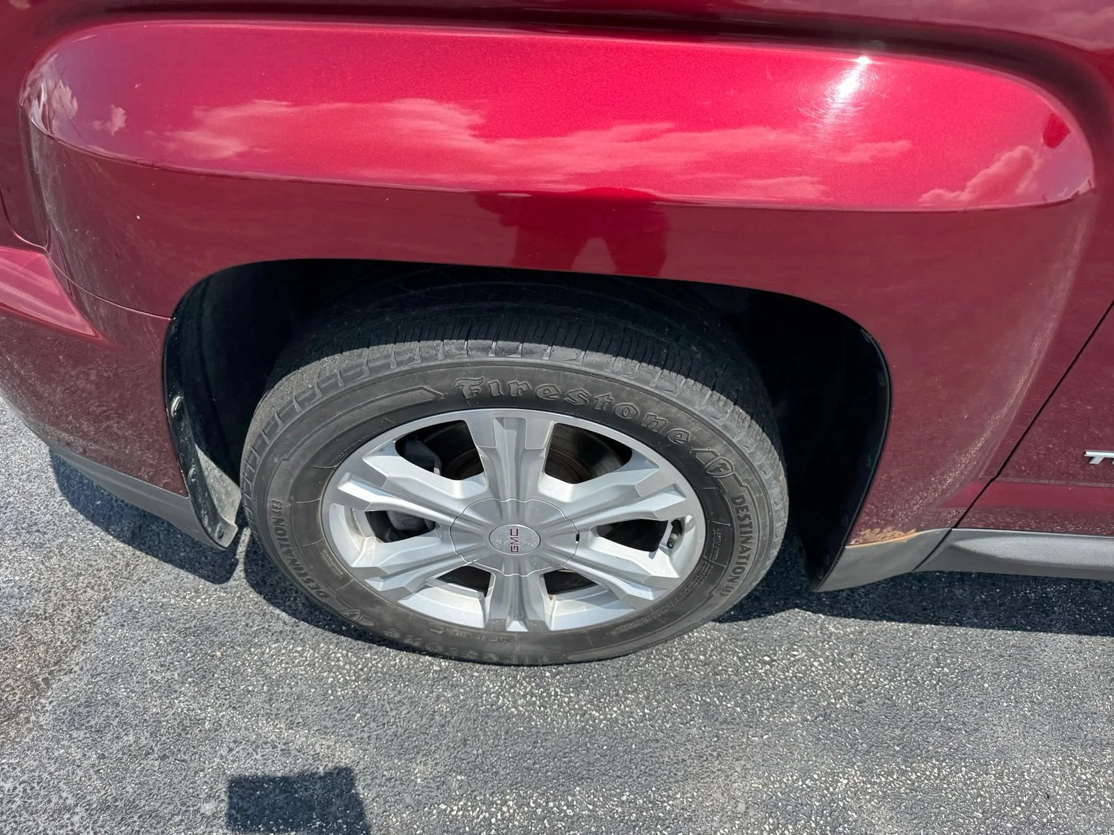 Used 2017 CRIMSON RED TINTCOAT GMC SLE image 8