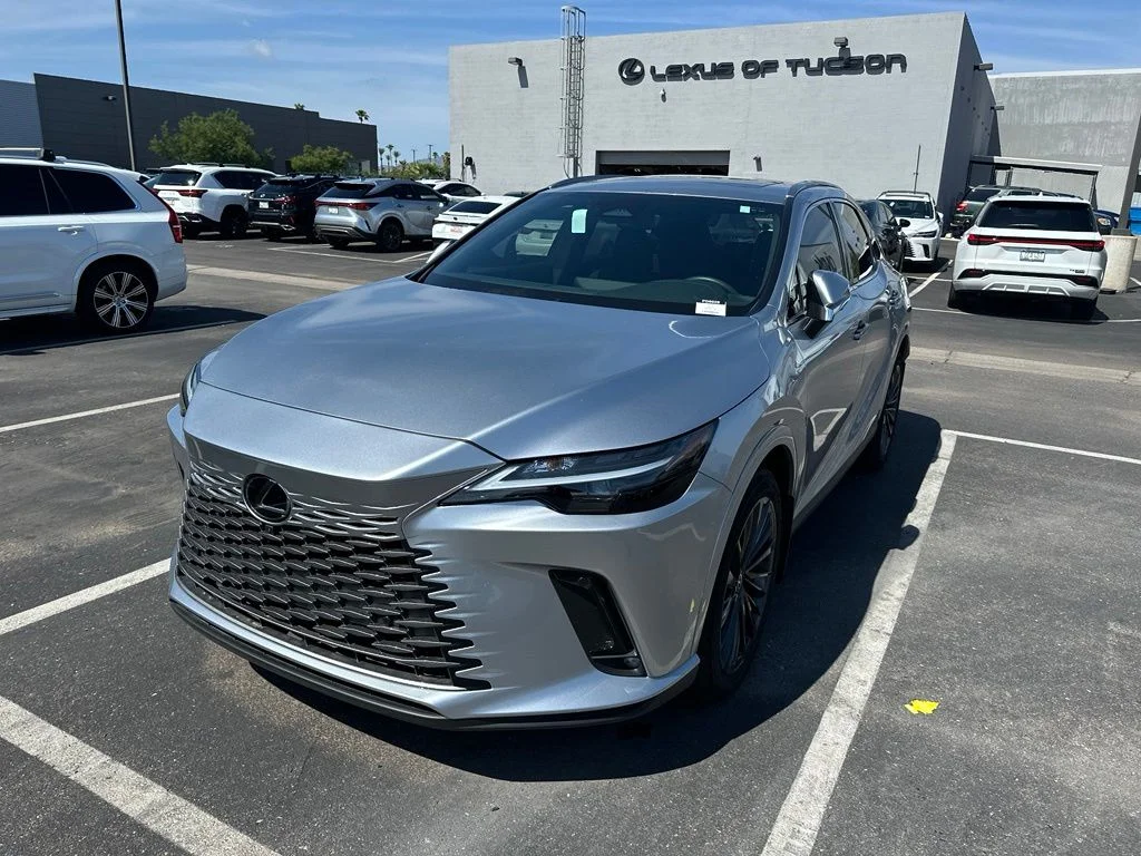 Used 2025 Silver Lexus 350h Premium image 5
