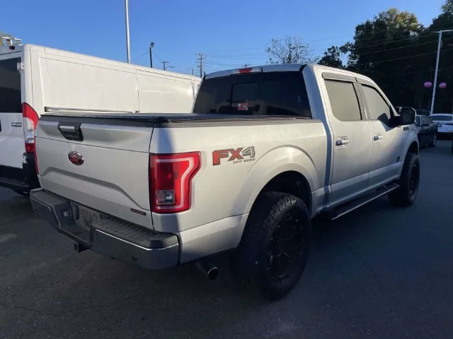 Used 2016 Ingot Silver Ford XLT image 7