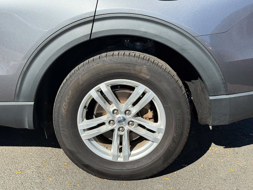Used 2022 Carbonized Gray Metallic Ford XLT image 11