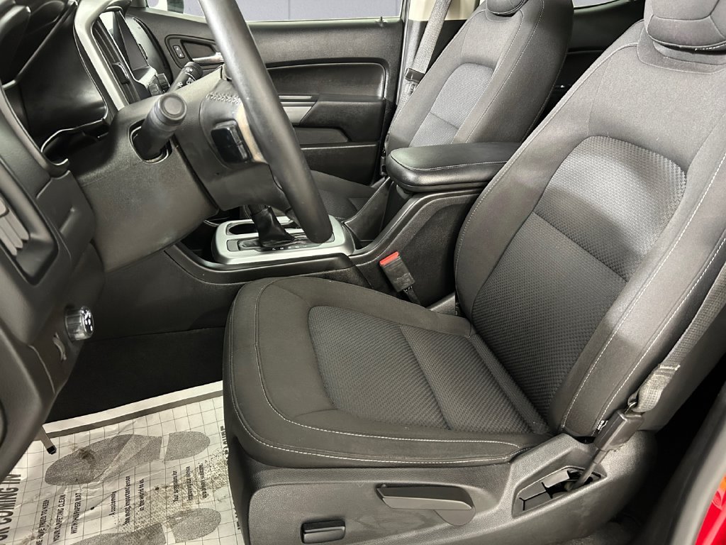 Used 2022 Red Chevrolet LT image 7