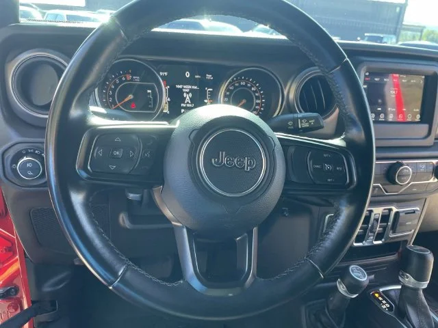 Used 2021 Red Jeep Sport image 21