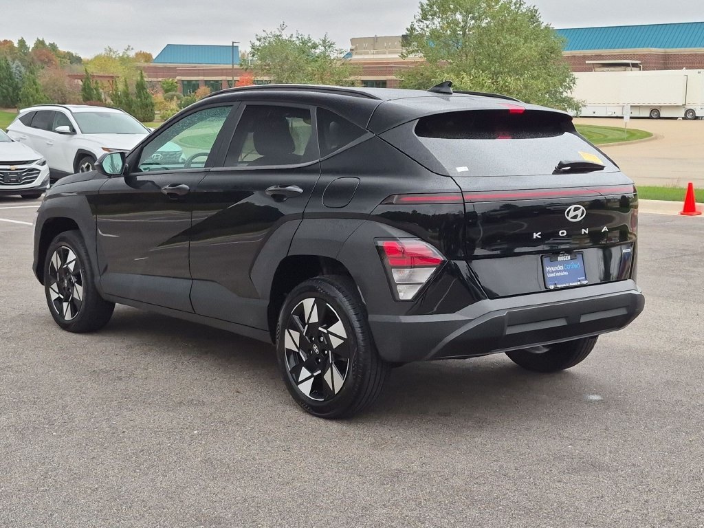 Used 2024 Black Hyundai SEL image 5