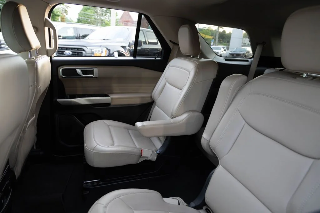 Used 2023 White Ford XLT image 20