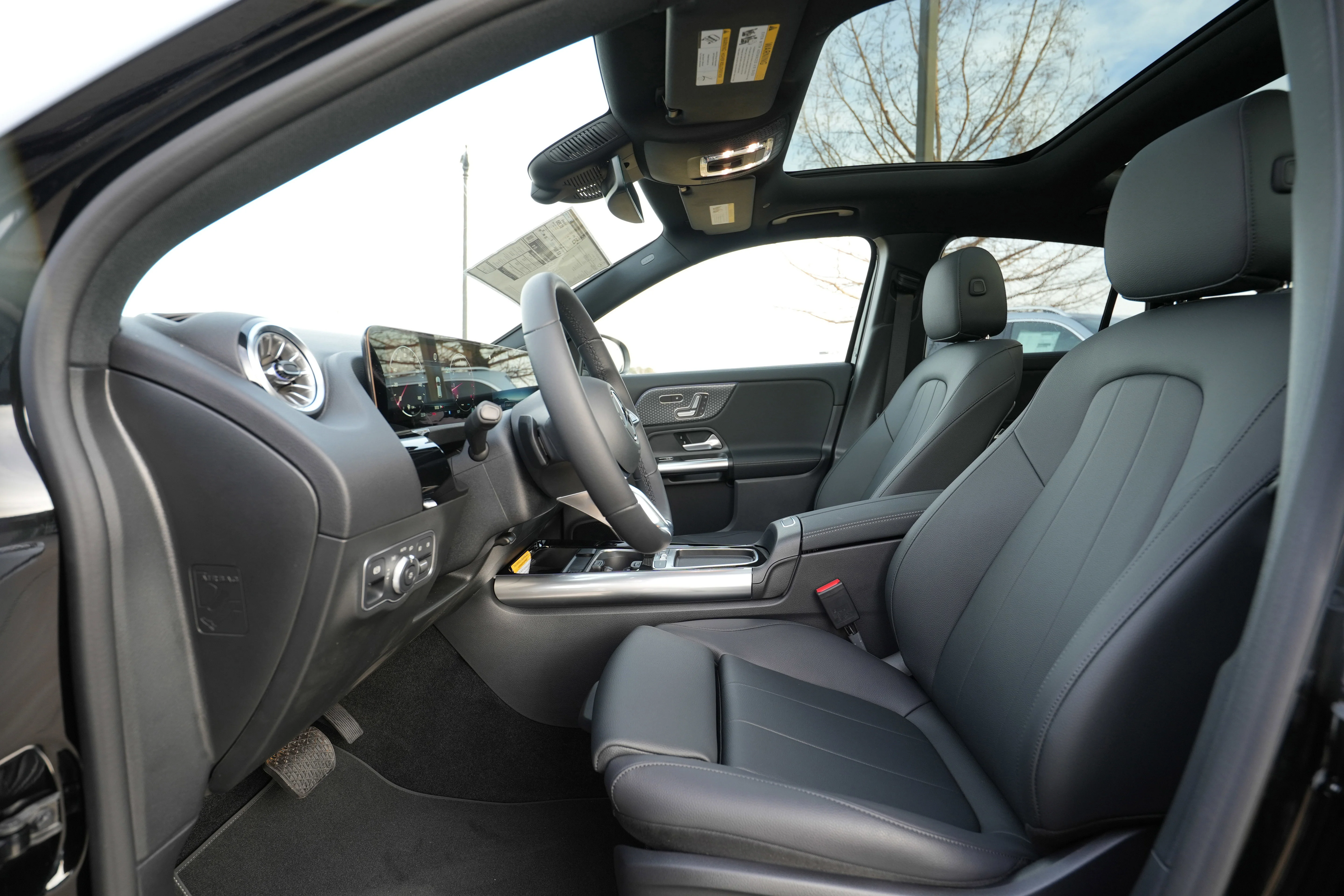 Used 2026 Black Mercedes-Benz GLA 250 image 39