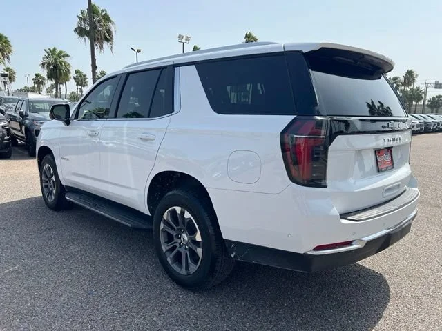 Used 2025 Summit White Chevrolet LS image 5
