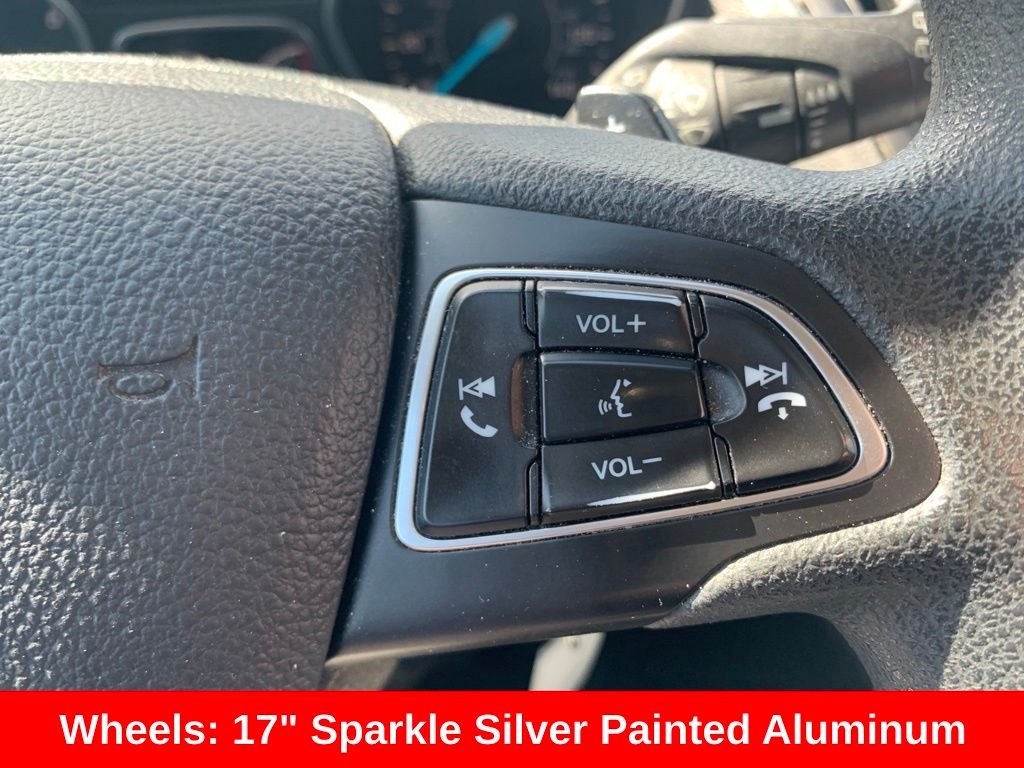 Used 2017 Red Ford SE image 15
