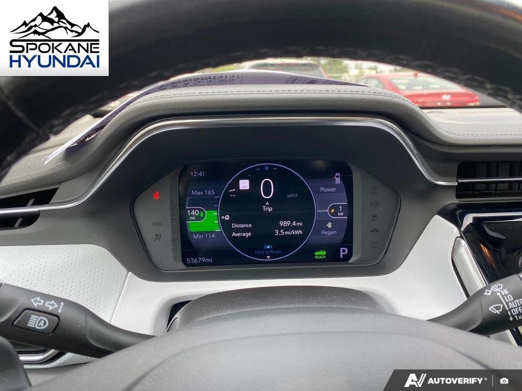 Used 2022 Silver Flare Metallic Chevrolet Premier image 18