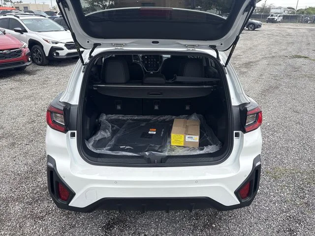 New 2026 CRYSTAL WHITE PEARL Subaru Limited image 22