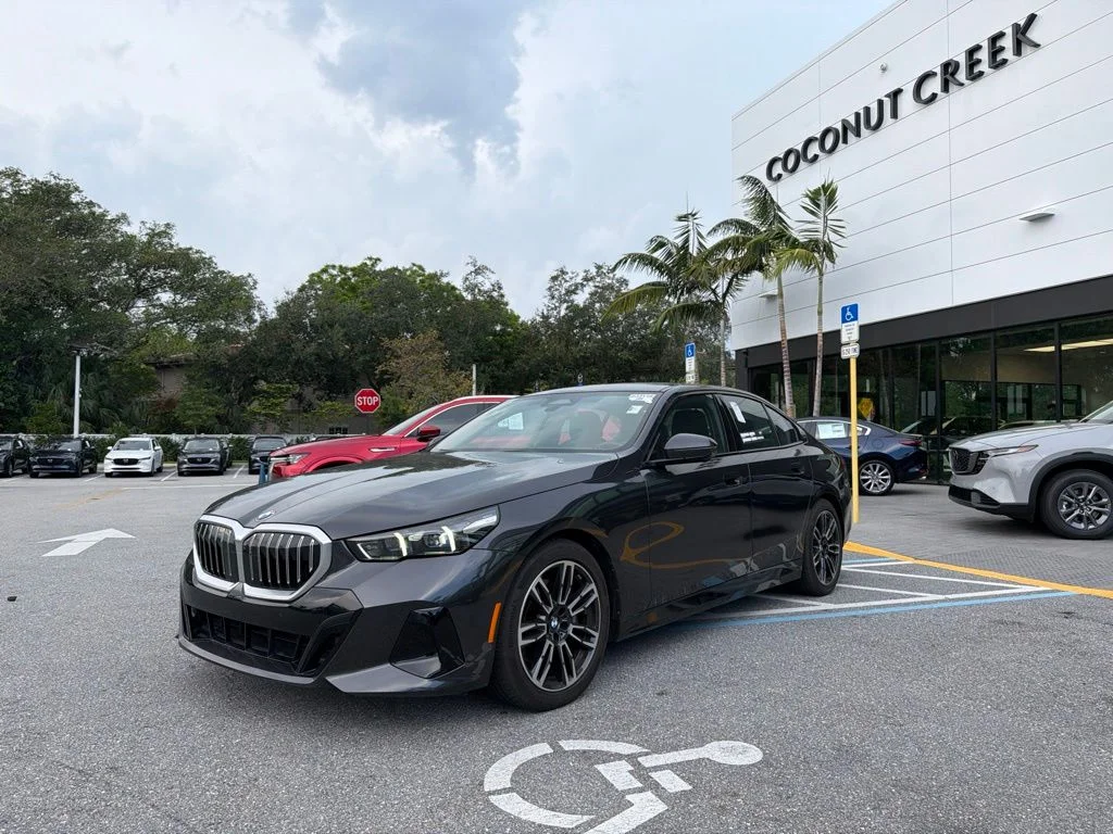 Used 2026 Dark Graphite BMW 530i xDrive image 12