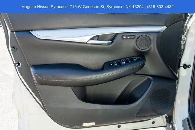 Used 2019 White INFINITI ESSENTIAL image 19