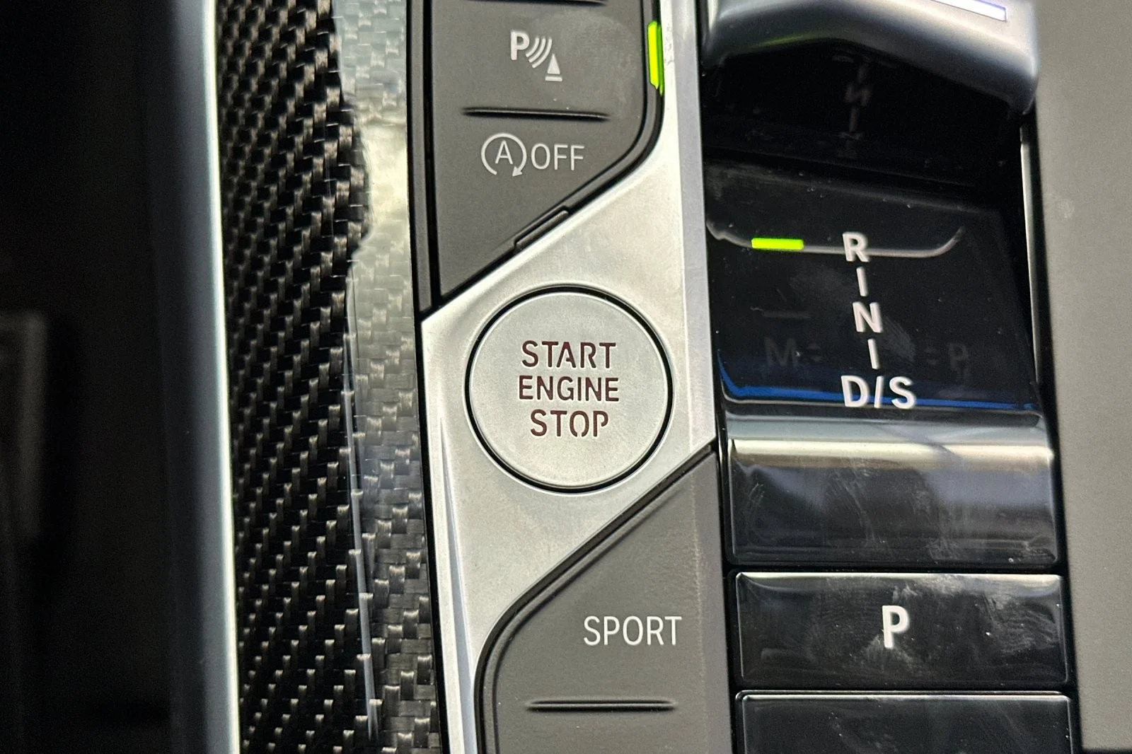 2026 BMW 4 Series M440i - Photo 21