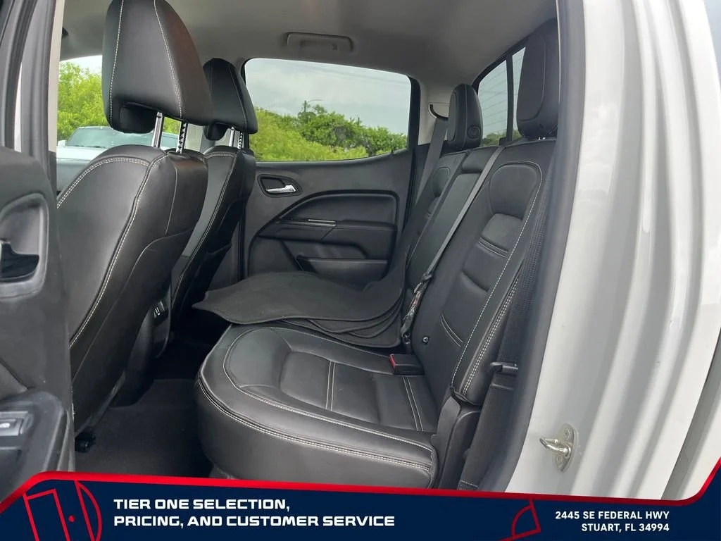 Used 2019 SUMMIT WHITE GMC 2WD Denali image 13
