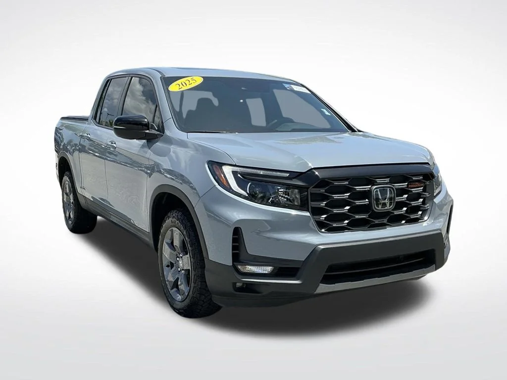 Used 2025  Honda TrailSport image 16