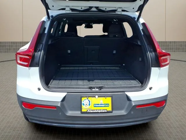 Used 2023 White Volvo Ultimate image 11