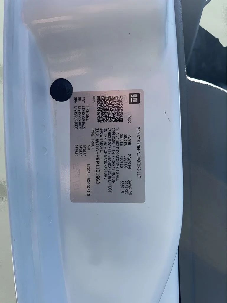 Used 2023 White Chevrolet Work Van image 27