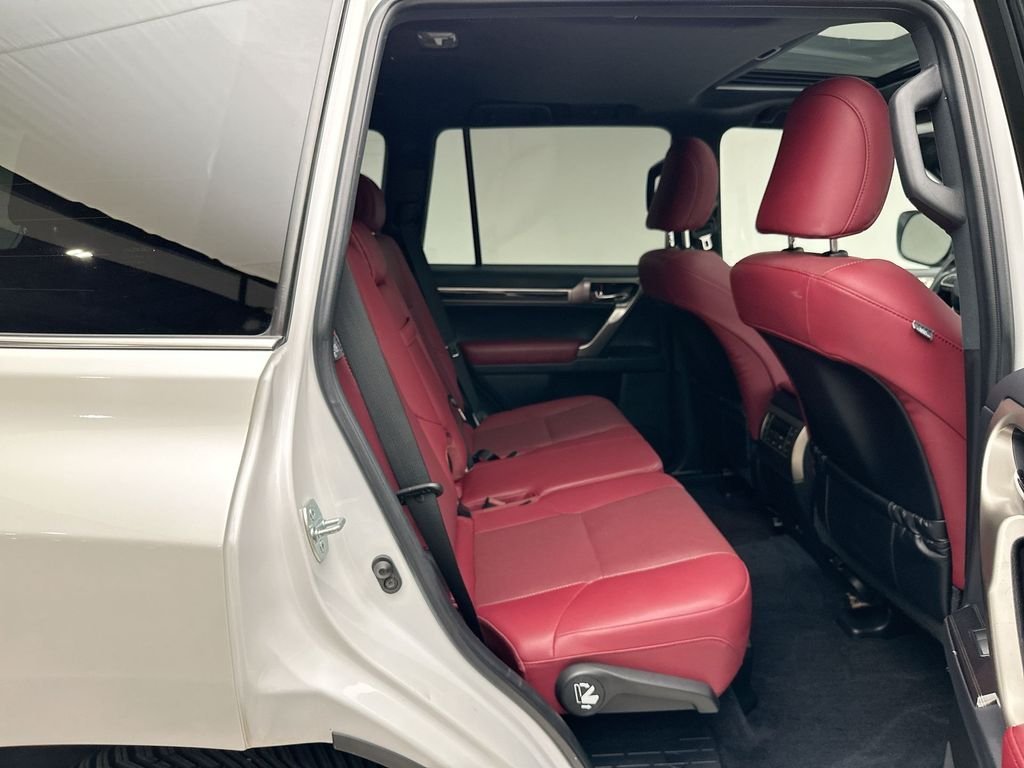 Used 2021 Starfire Pearl Lexus 460 image 19
