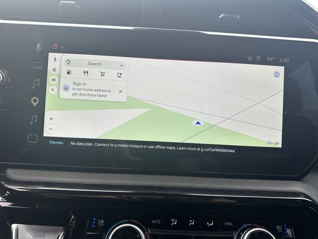 Used 2024 White GMC AT4 image 16