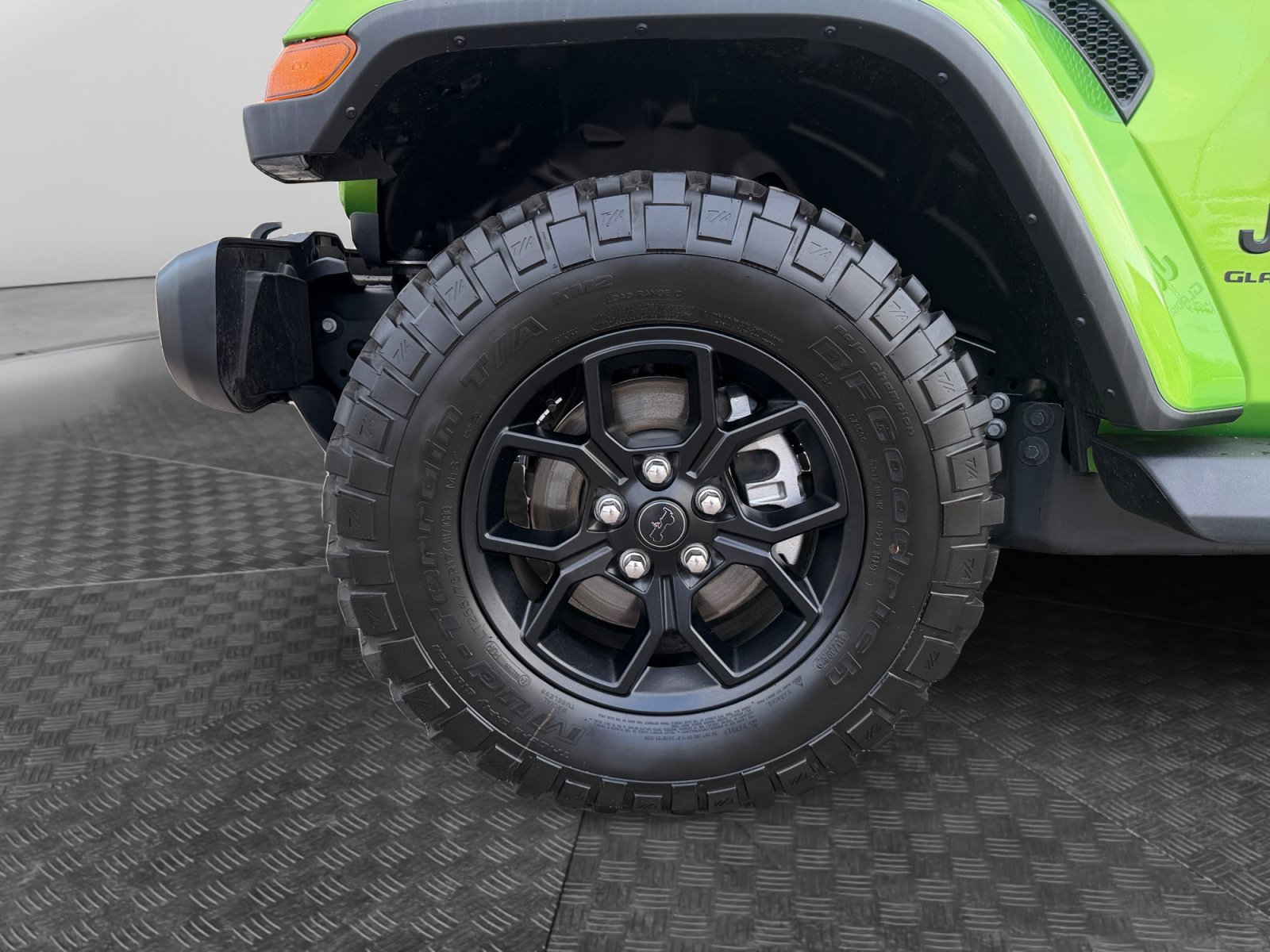 Certified Used 2026 Mojito! Clearcoat Jeep Texas Trail image 9