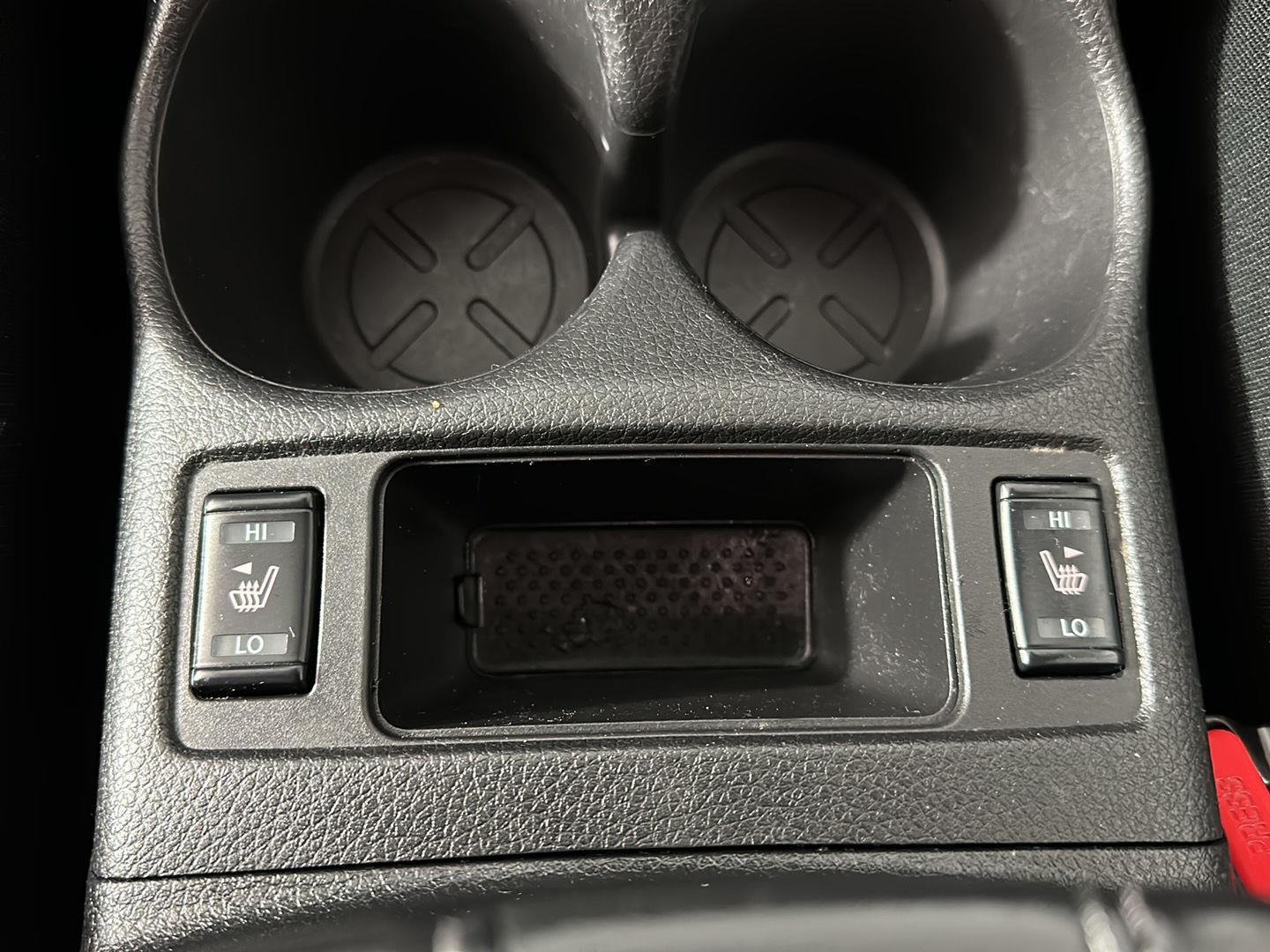 Used 2020 Brilliant Silver Metallic Nissan SV image 19