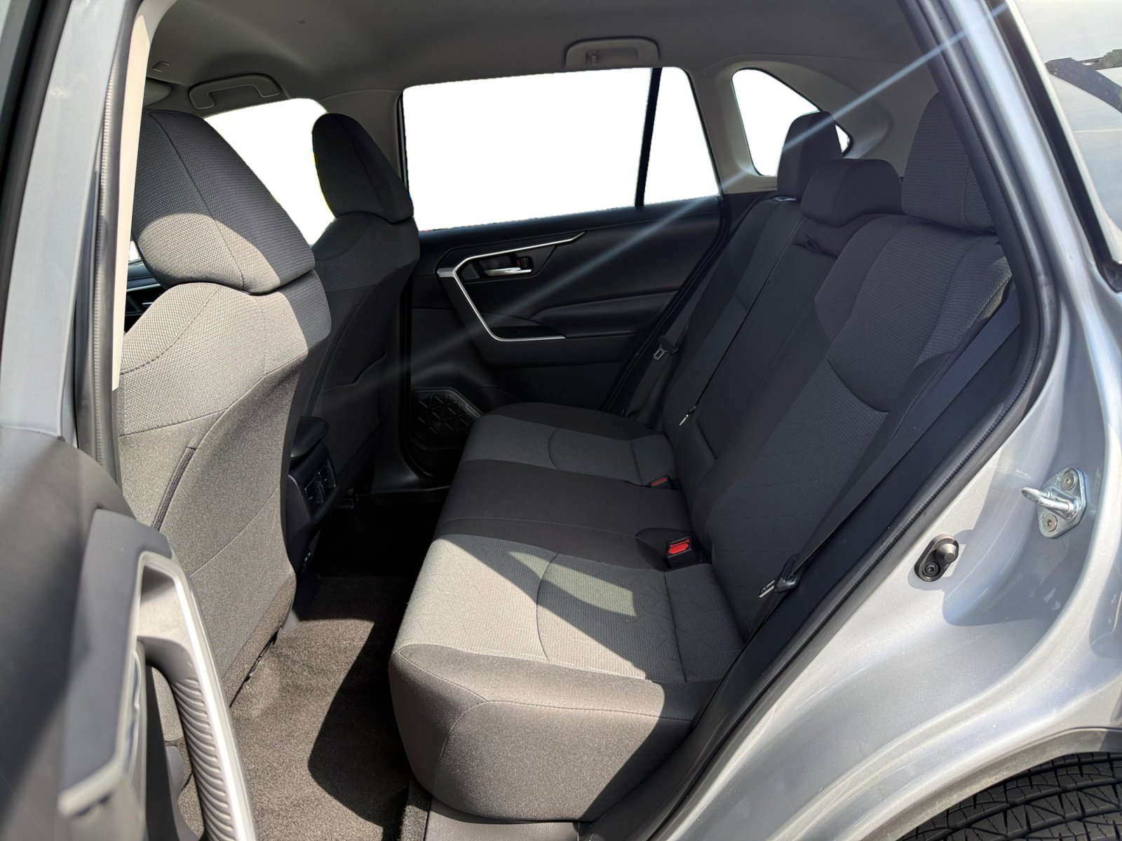 Used 2025 Silver Sky Metallic Toyota XLE image 16