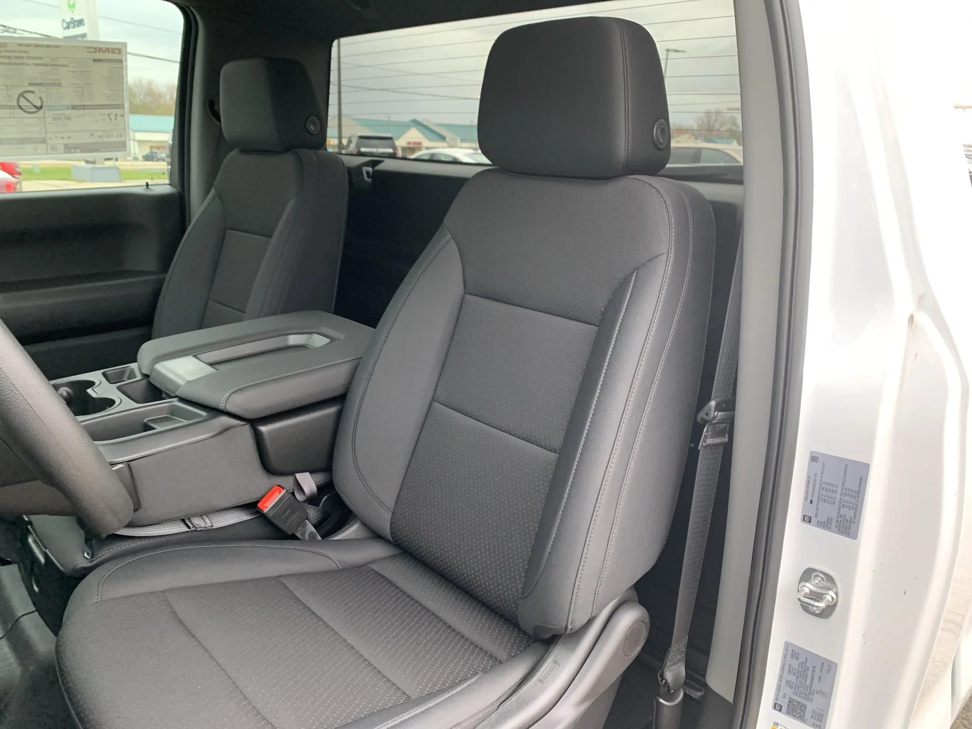 2025 GMC Sierra 1500 Pro - Photo 28