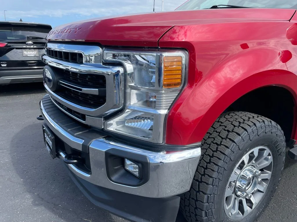 Used 2022 Red Metallic Ford Lariat image 35