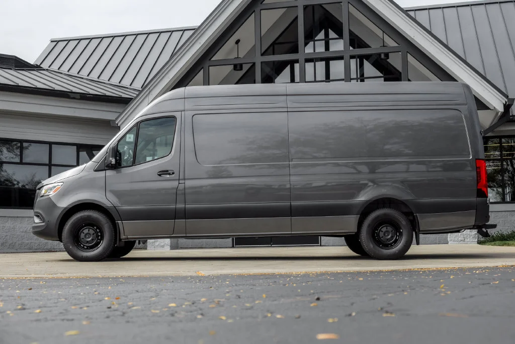 New 2026 Selenite gray metallic Mercedes-Benz Cargo 170 WB image 33