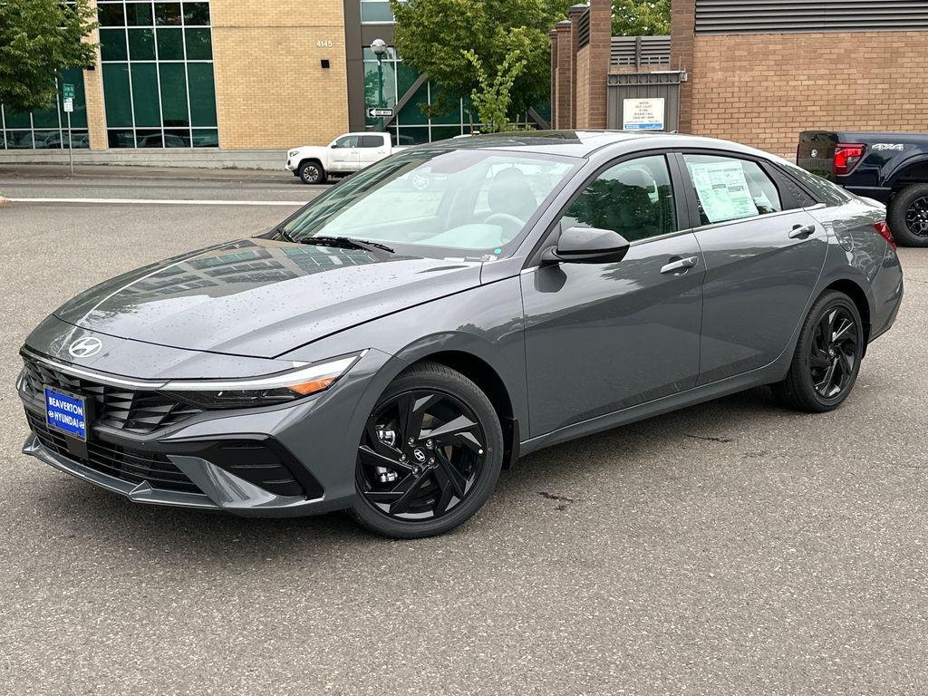 2026 Hyundai Elantra 2.0 SEL Sport Premium's photo