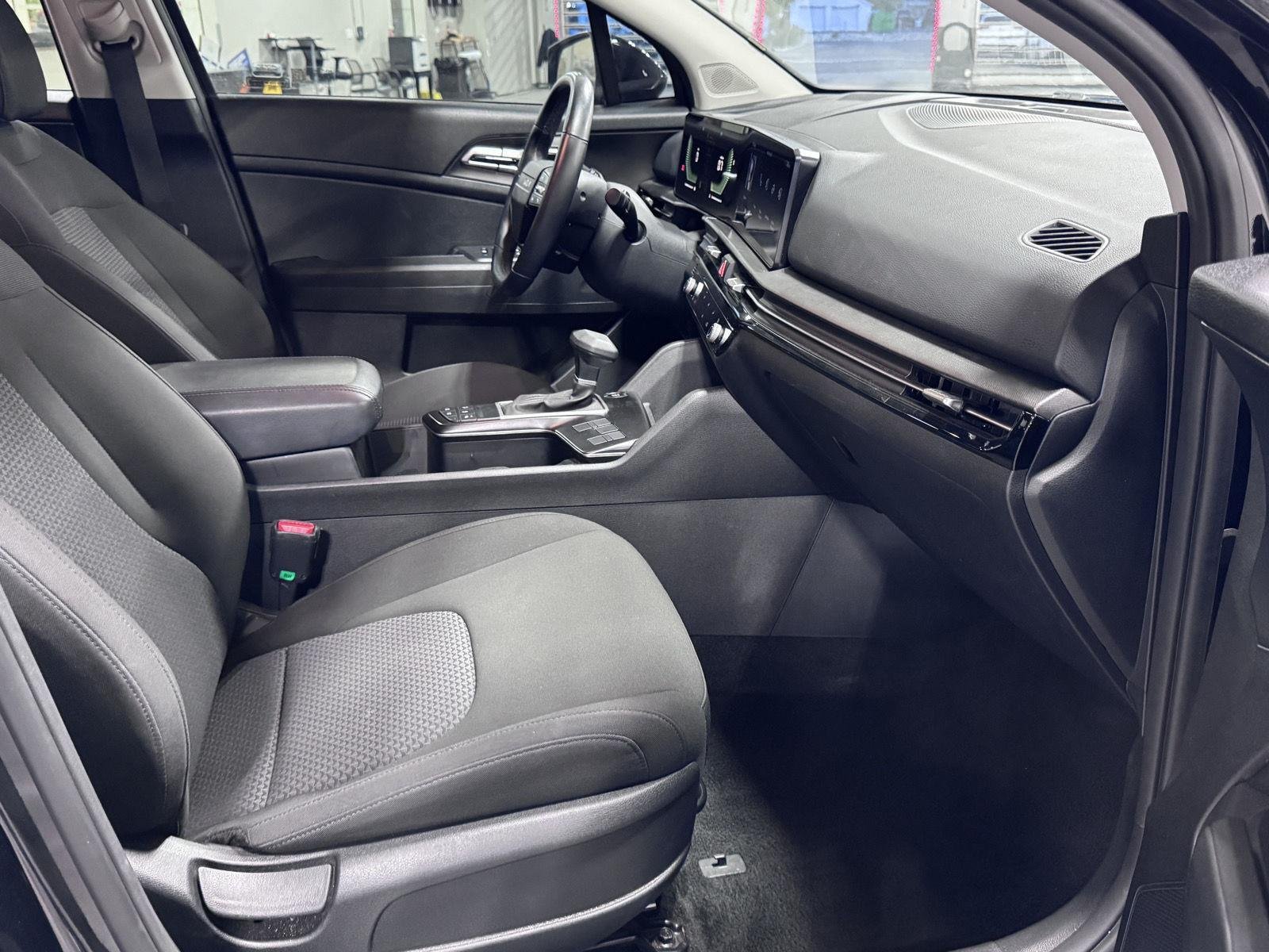 2026 Kia Sportage LX - Photo 19
