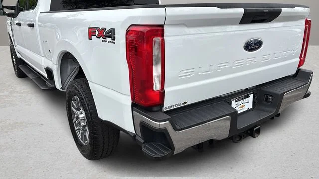 Used 2025 White Ford XLT image 34