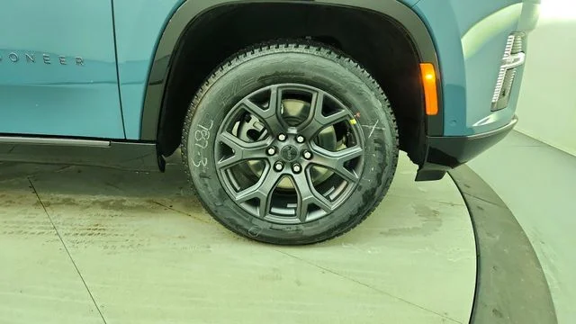 New 2026 Steel Blue Exterior Paint Jeep Limited Altitude image 13