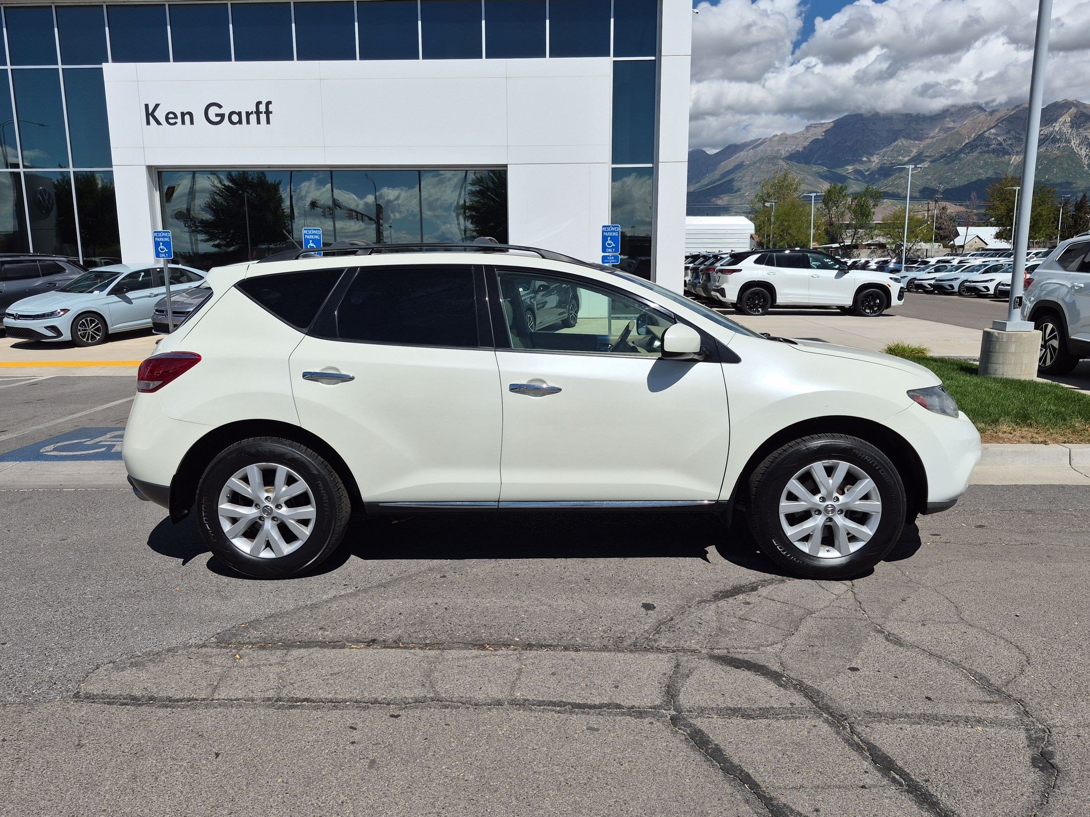 Used 2011 Nissan Murano SL with VIN JN8AZ1MW7BW181150 for sale in Orem, UT