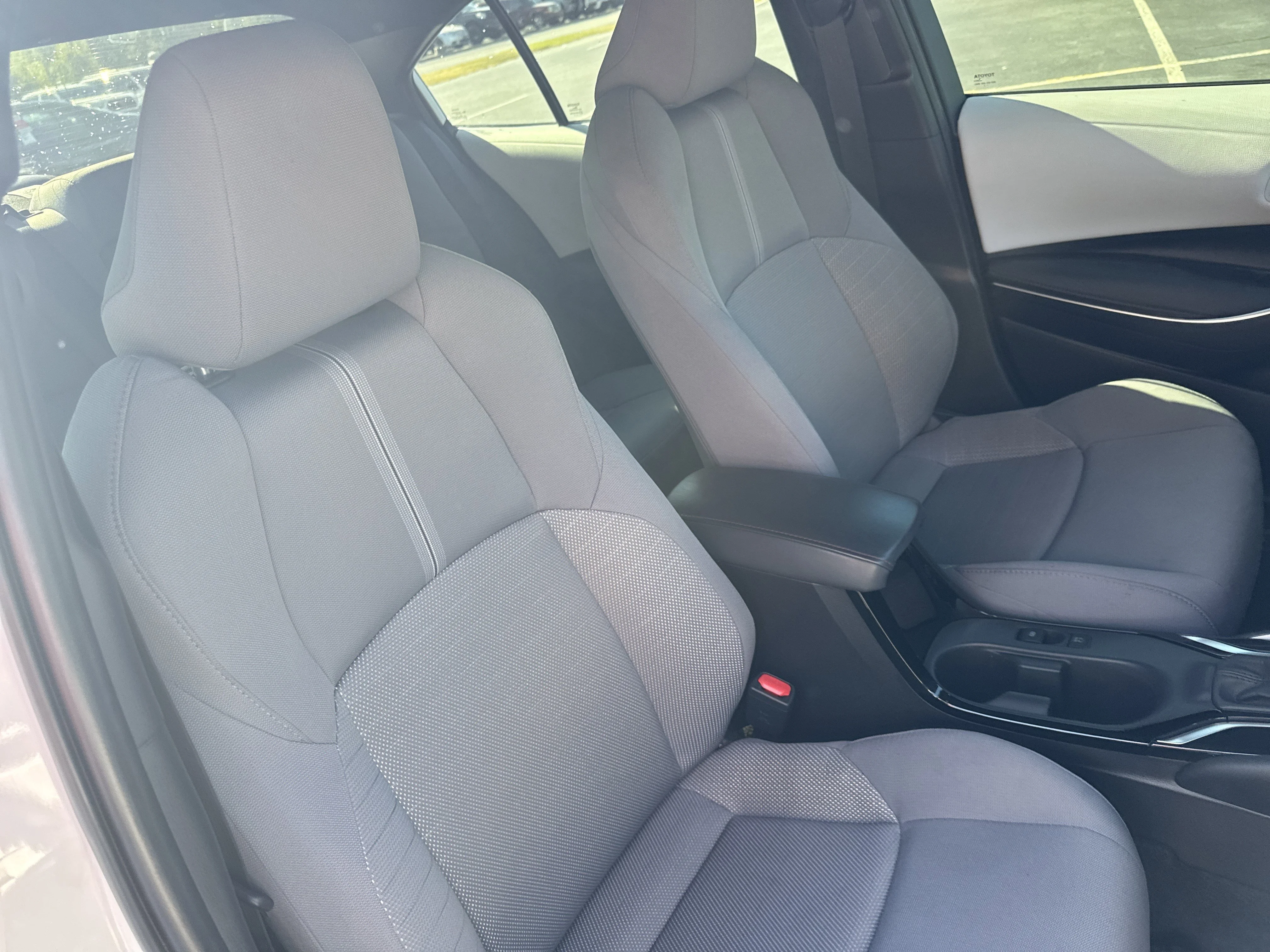 Used 2024  Toyota  image 34