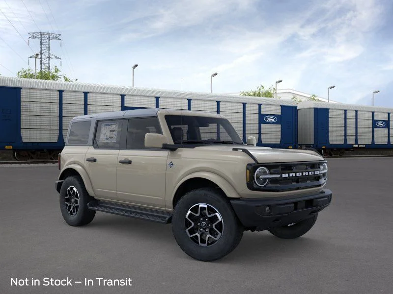 2026 Ford Bronco Outer Banks 4x4's photo