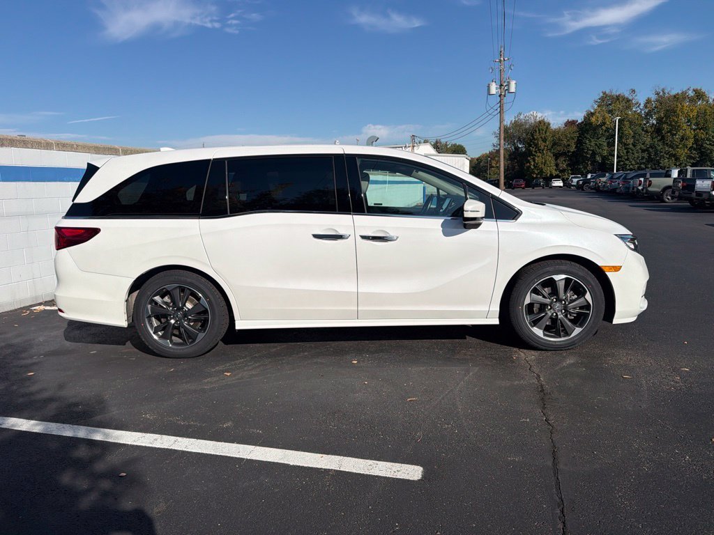 Certified Used 2023 Platinum White Pearl Honda Elite image 6