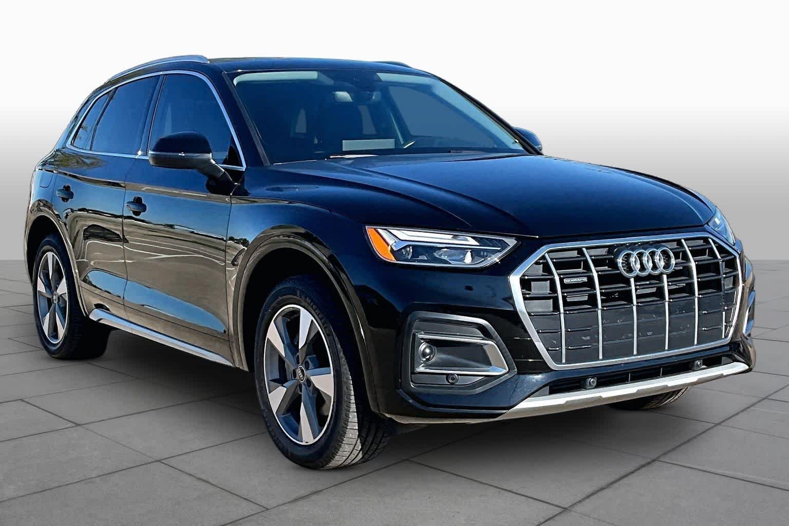 Used 2023 black Audi Premium image 3