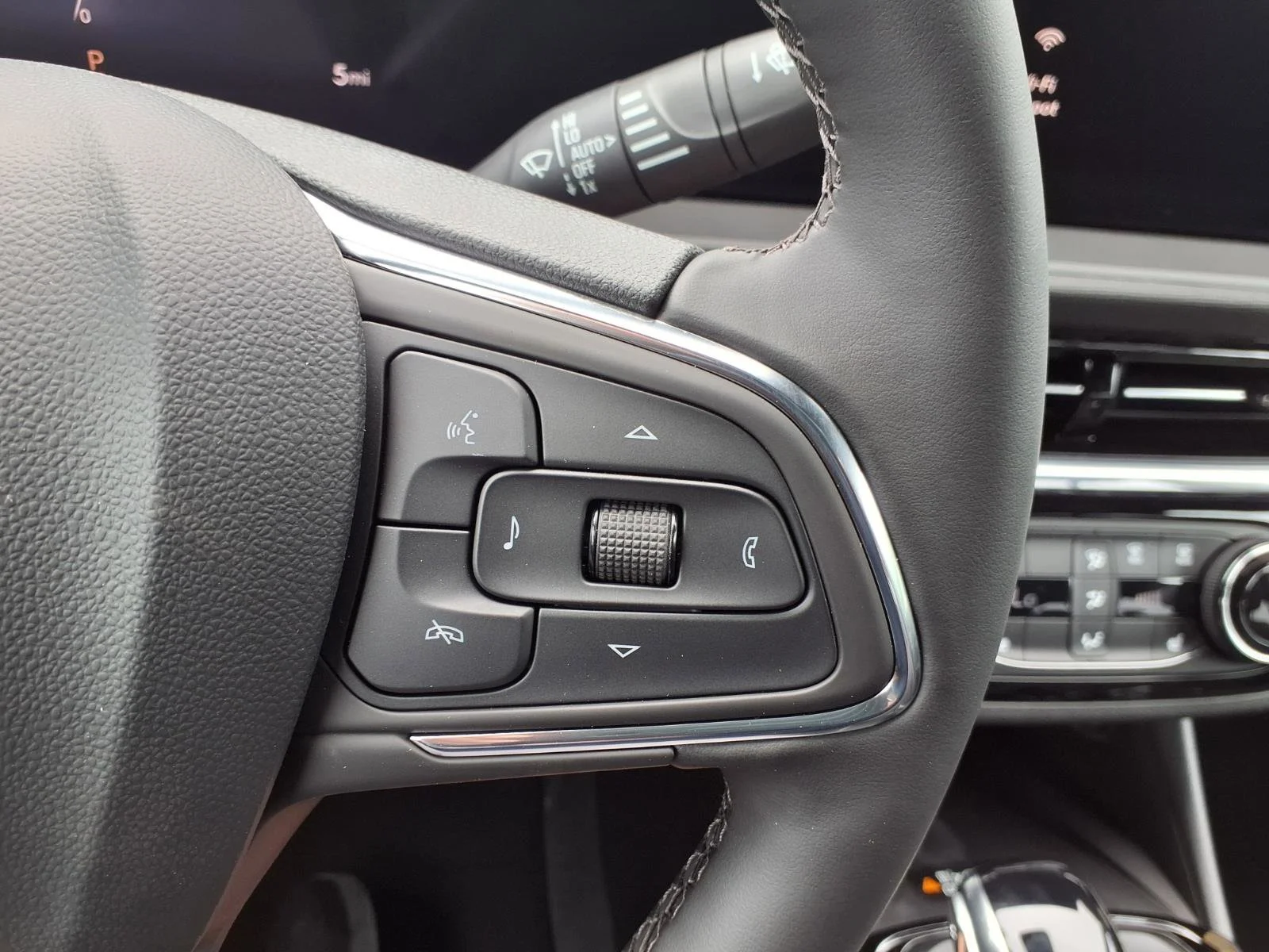2026 Buick Envista Sport Touring - Photo 12
