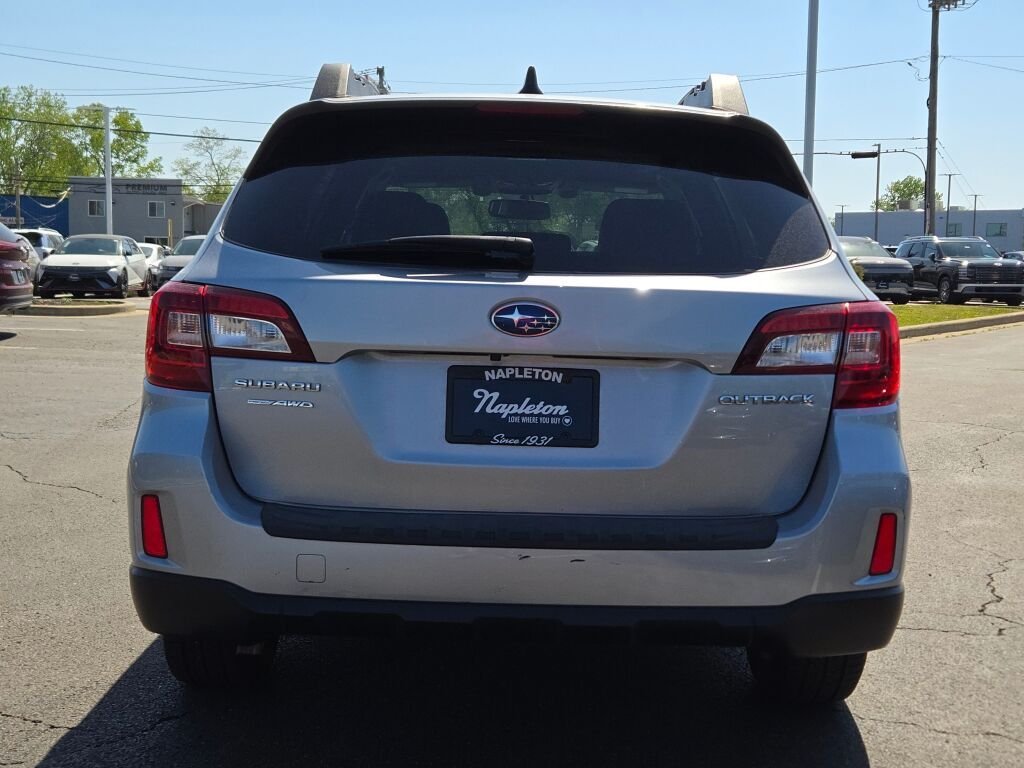 Used 2016 Silver Subaru 2.5i image 14