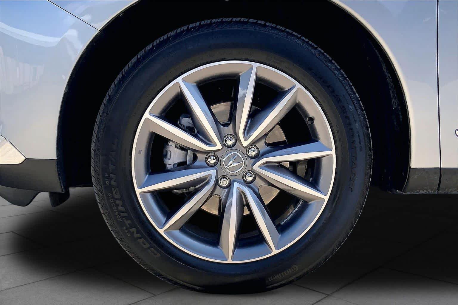 Certified Used 2024 Lunar Silver Metallic Acura SH-AWD TECH image 11