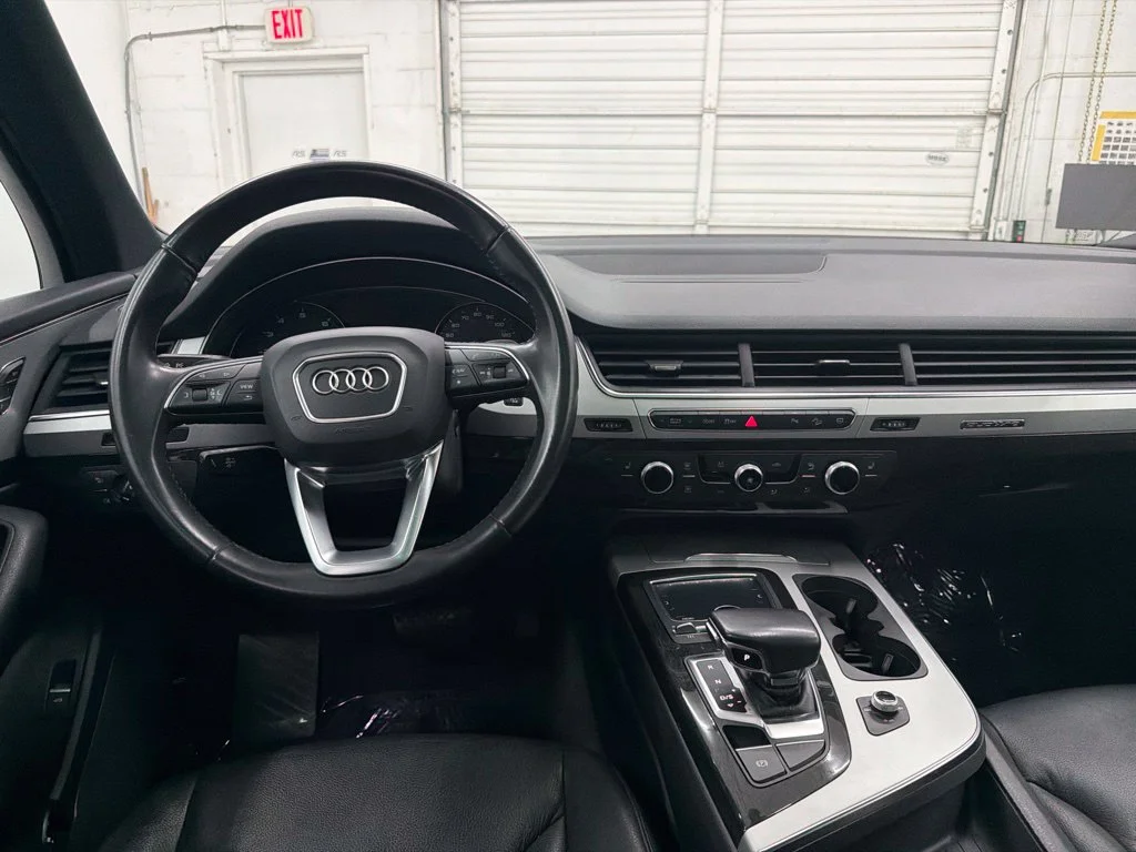 Used 2019 Gray Audi 45 Premium image 27