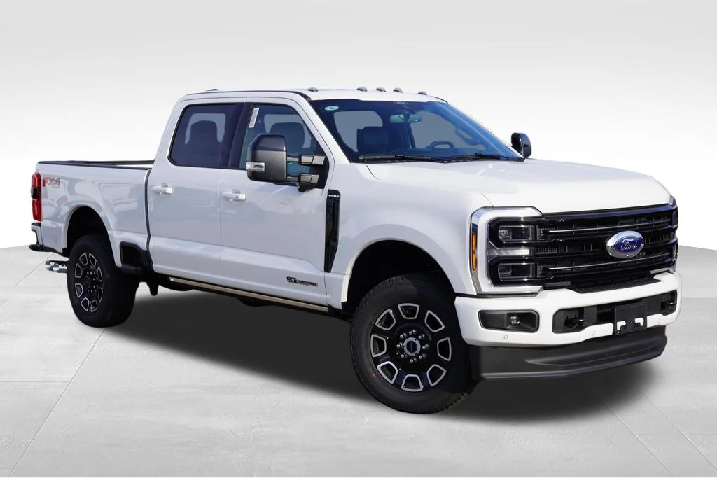 New 2026 Star White Metallic Tri-Coat Ford  image 1