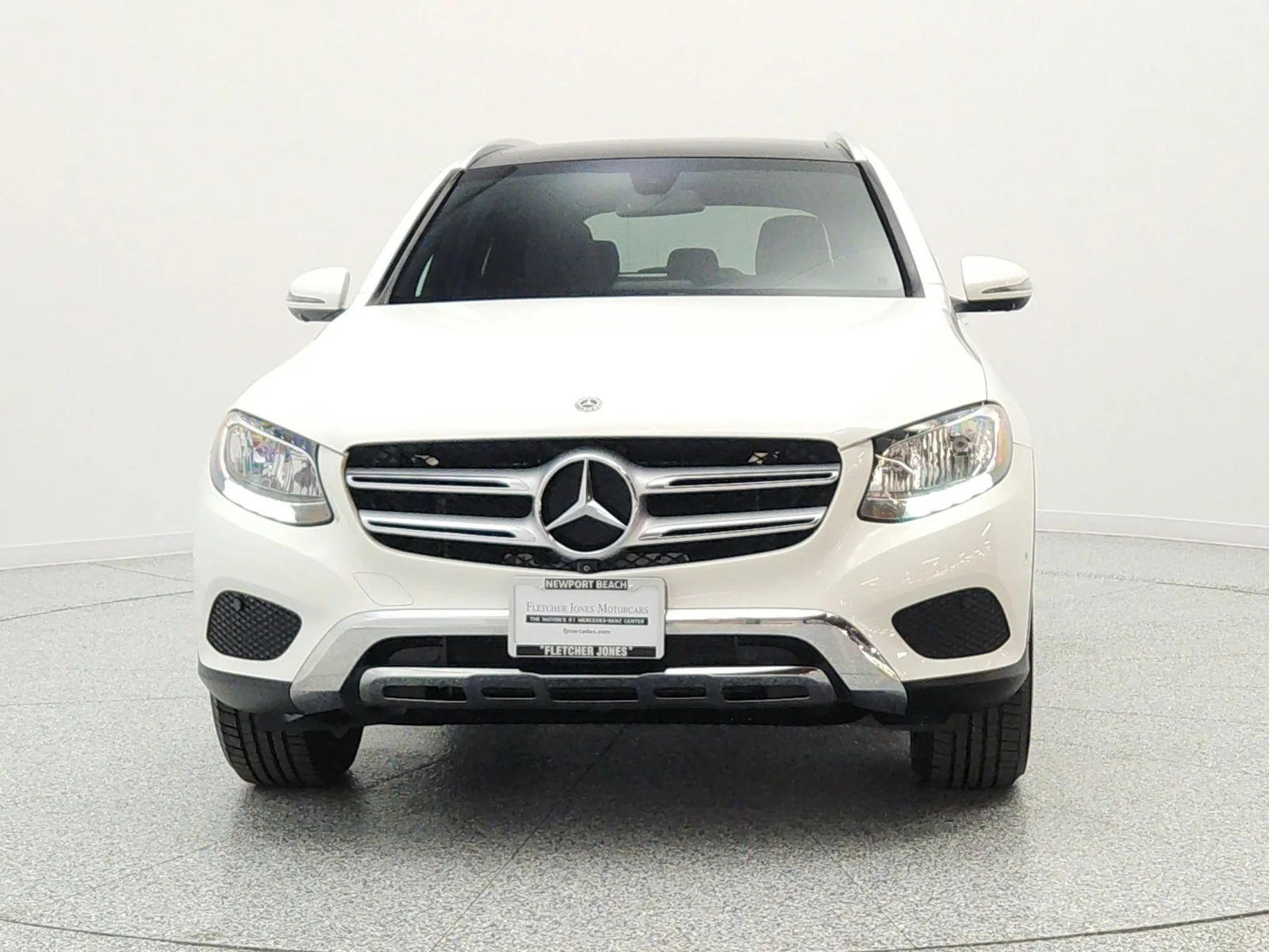 Used 2019 Polar White Mercedes-Benz GLC 300 SUV image 2