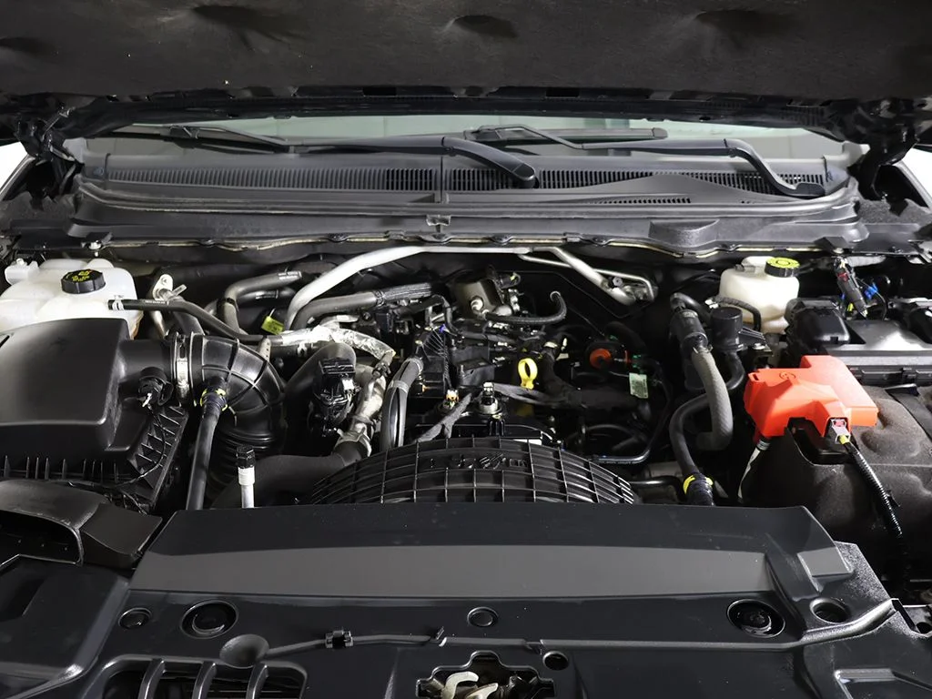 Used 2022 Shadow Black Ford Lariat image 22