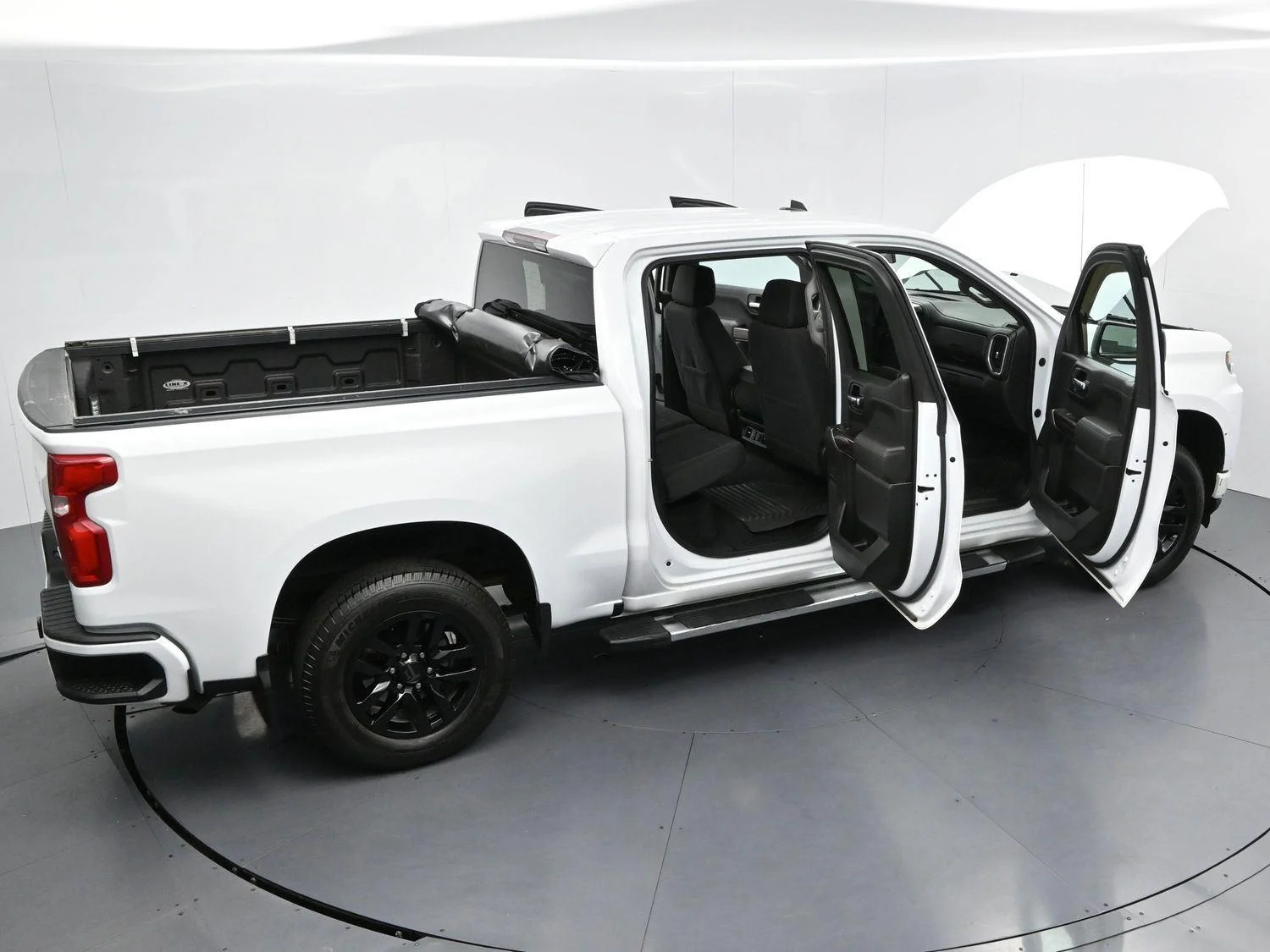 Used 2020 Summit White Chevrolet RST image 42