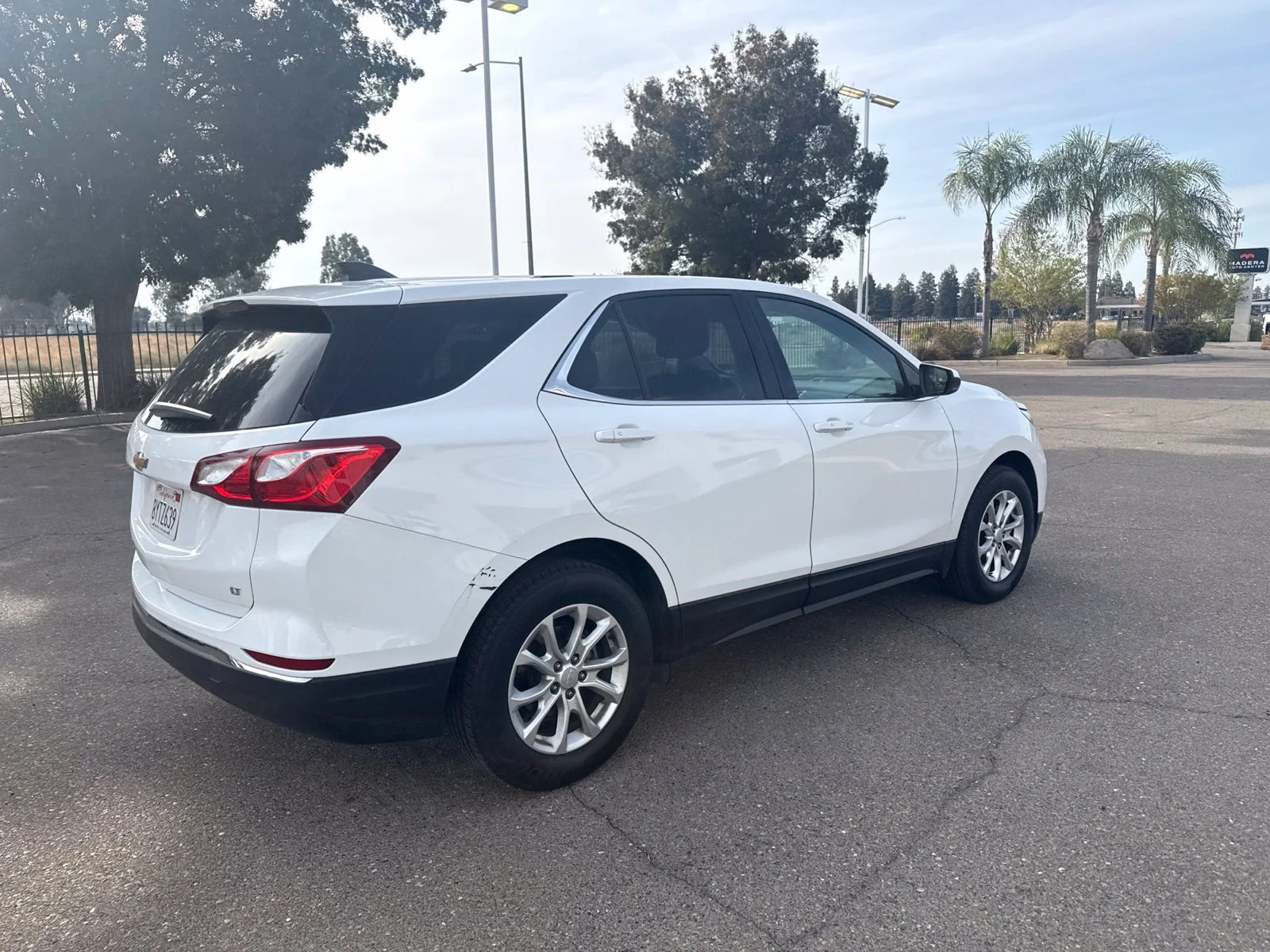 Used 2019 SUMMIT WHITE Chevrolet LT image 6