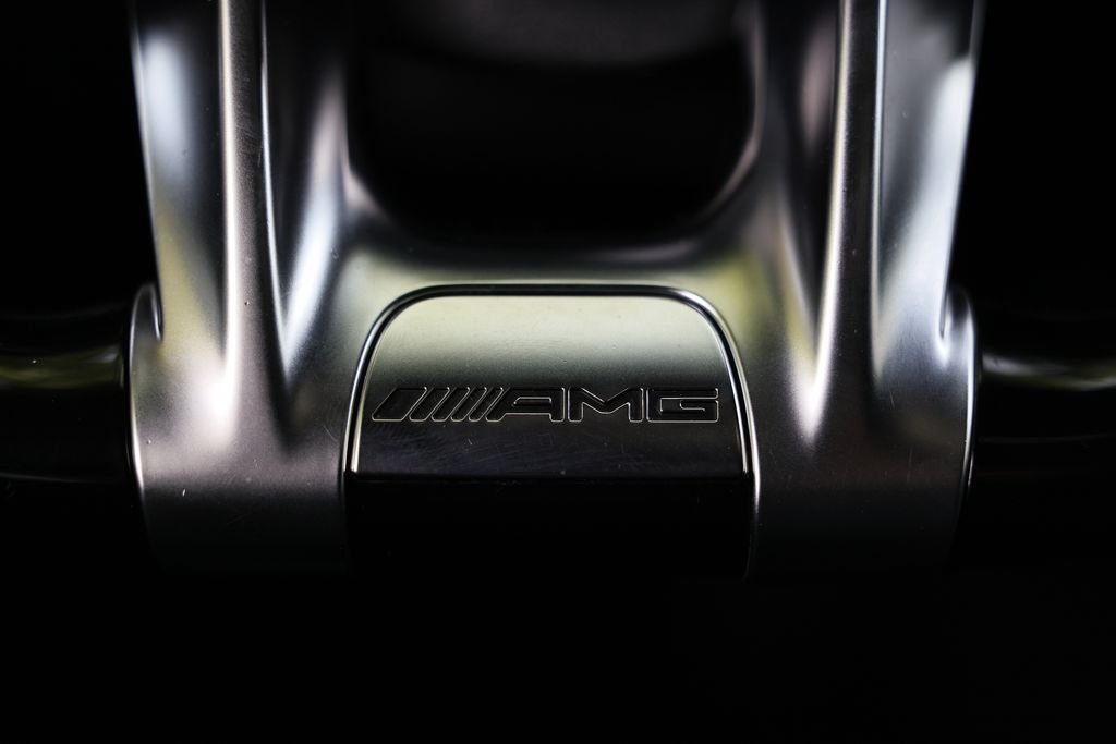 Used 2020 Brilliant Blue Metallic Mercedes-Benz Base image 39