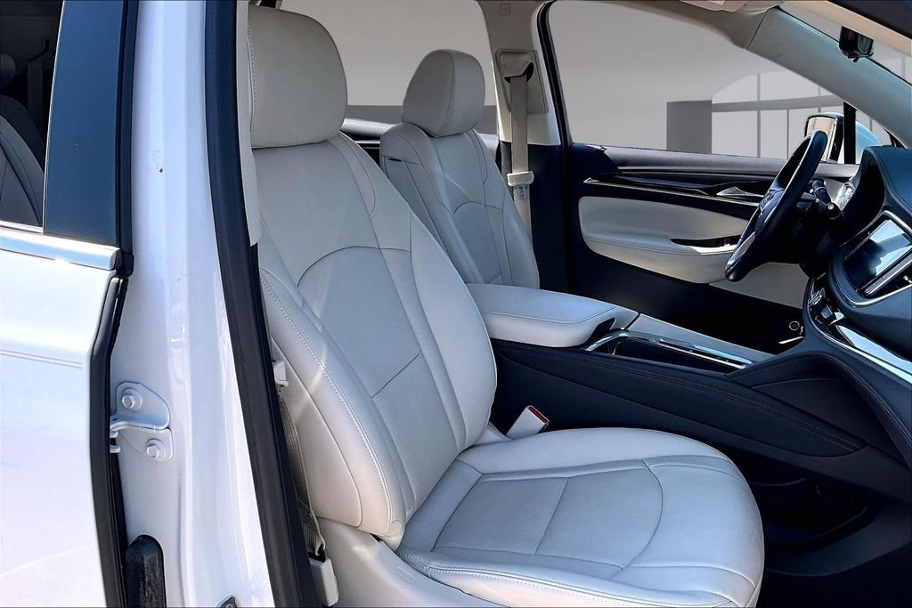 Used 2023 White Buick Premium Group image 7